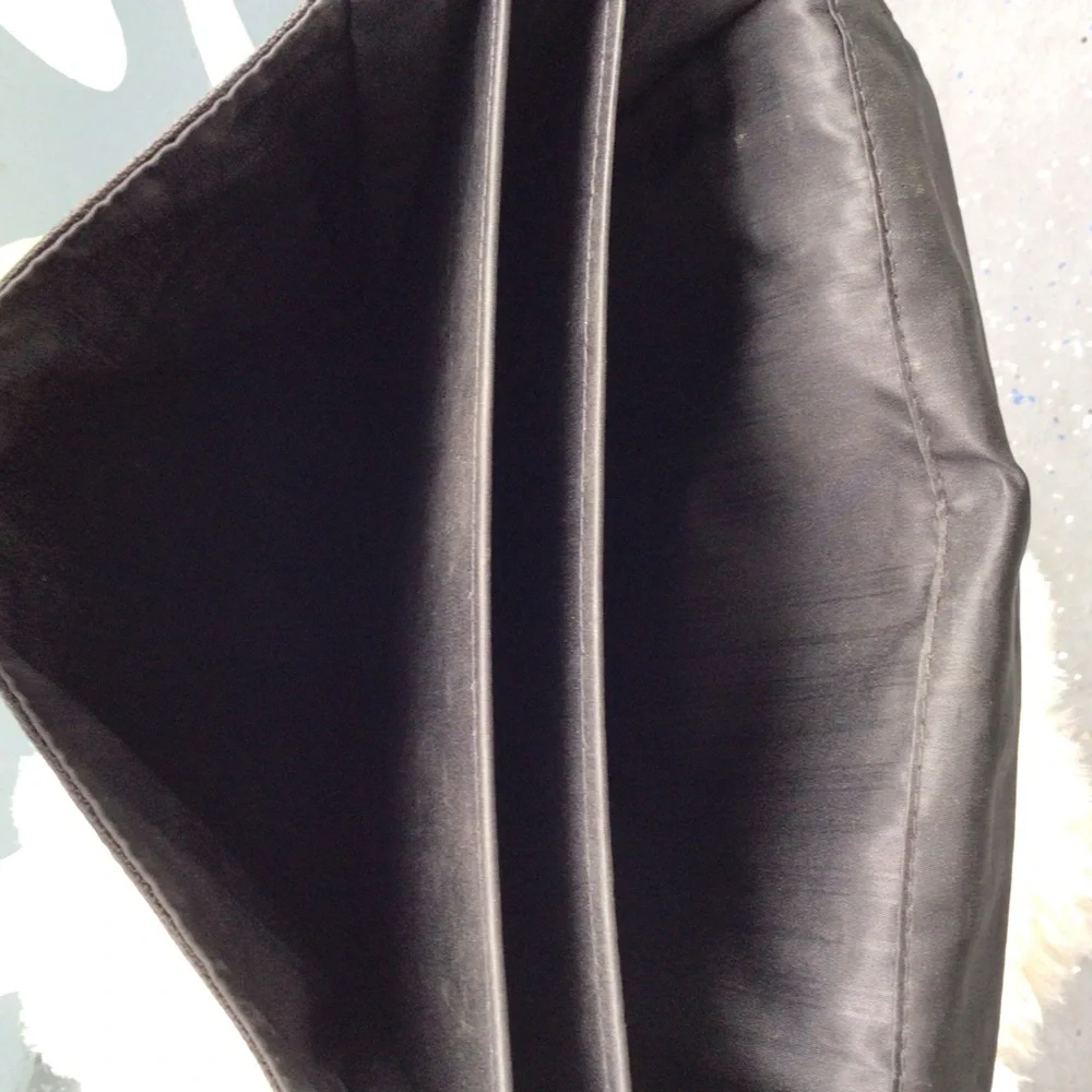 Tumi Lightweight Top Rear Handle Expandable Messenger Travel Case
